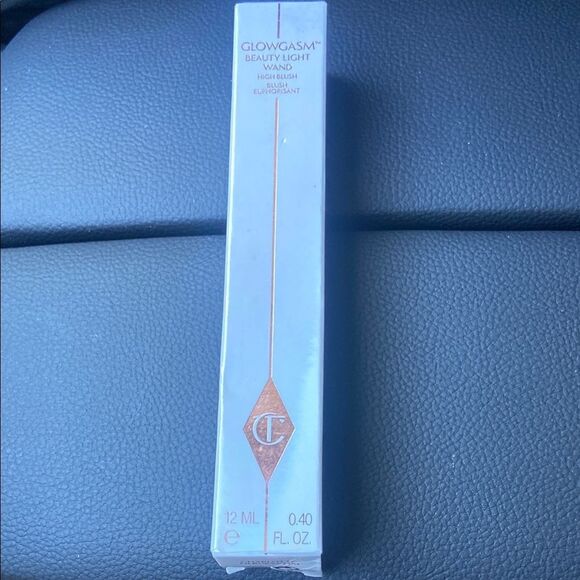 Charlotte Tilbury Glowgasm Beauty Light Wand Pinkgasm - Picture 1 of 9